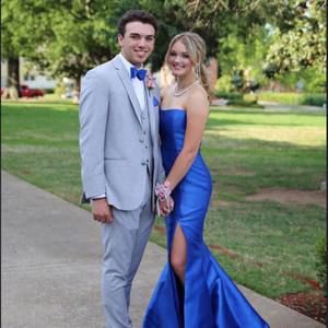 Meet your Posher, Riley